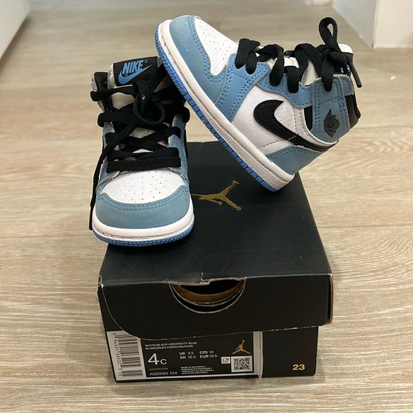 Nike Air Jordan Retro High OG Toddler University Blue